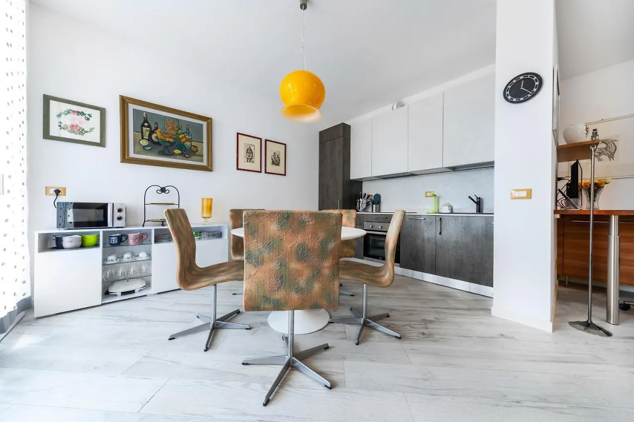 Ur-Nest Donato Creti Apartment Bologna