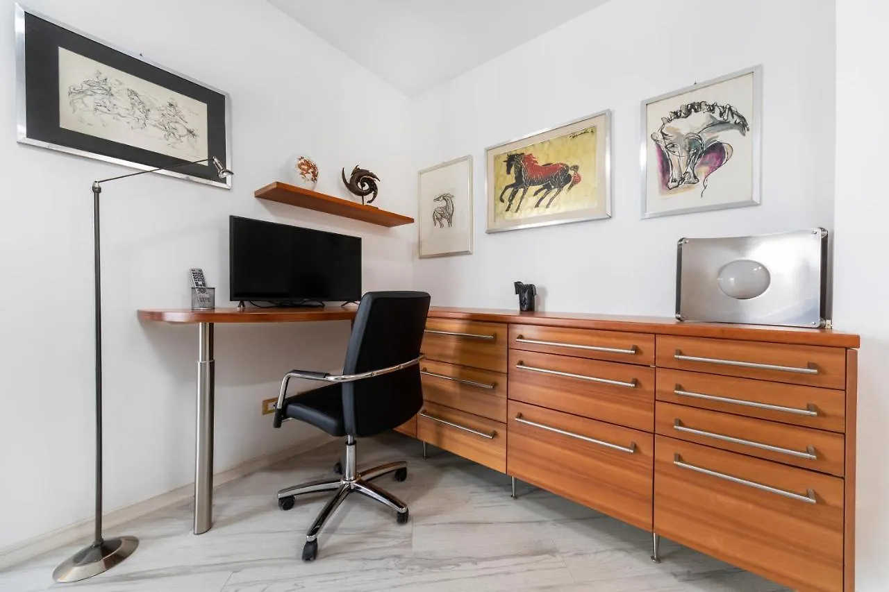 Ur-Nest Donato Creti Apartment Bologna