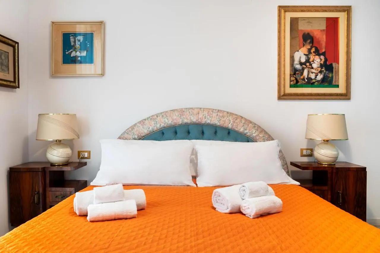 Ur-Nest Donato Creti Apartment Bologna